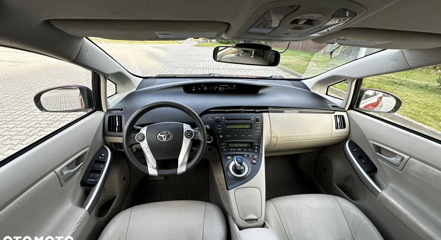 Toyota Prius cena 37770 przebieg: 224881, rok produkcji 2010 z Piaseczno małe 562